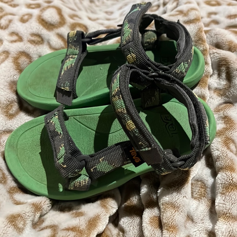 Toddler teva sandals